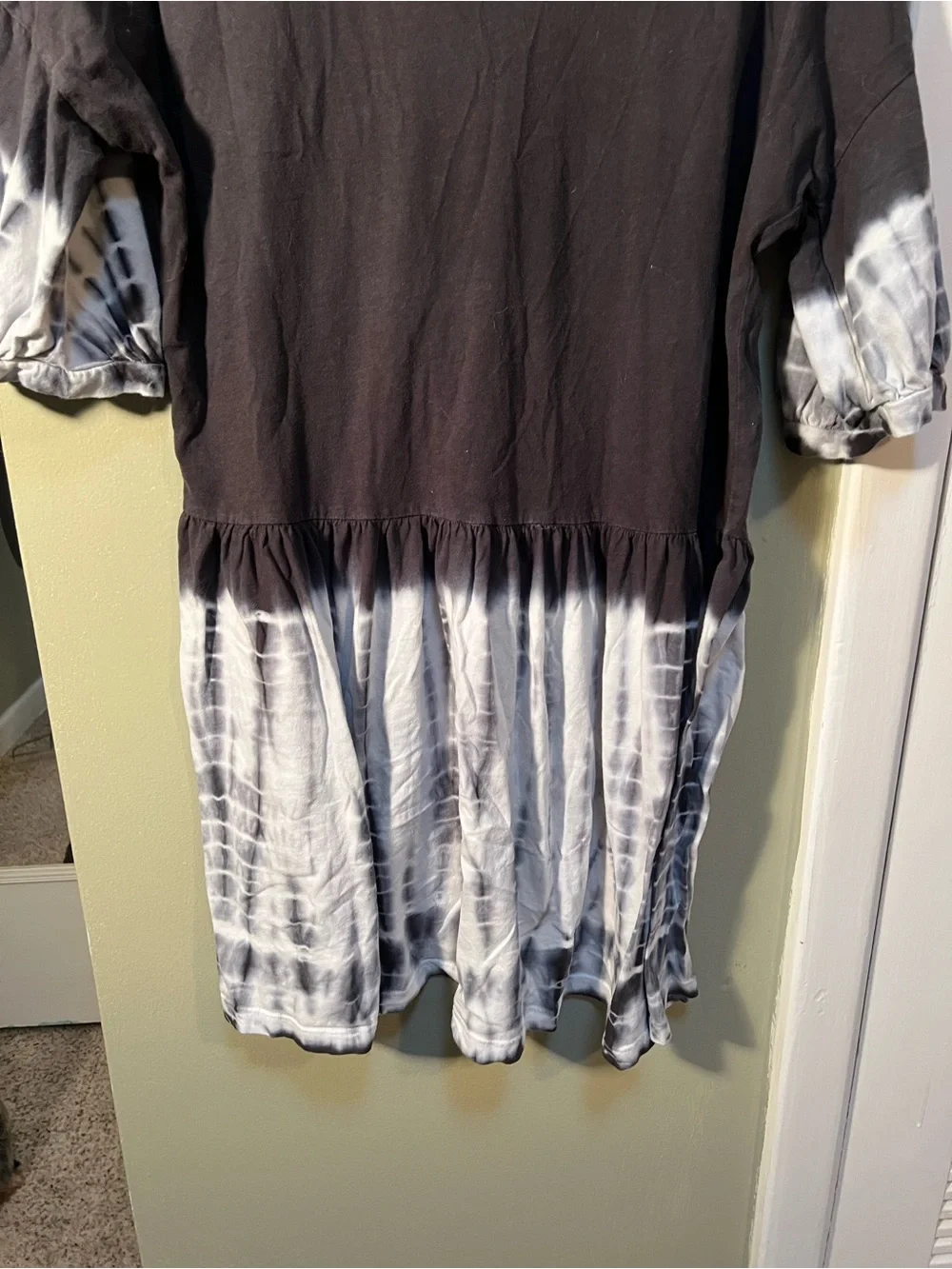 Talulah Women’s Size Small T-Shirt Dress Gray White Tie Dye Short Sleeve Mini